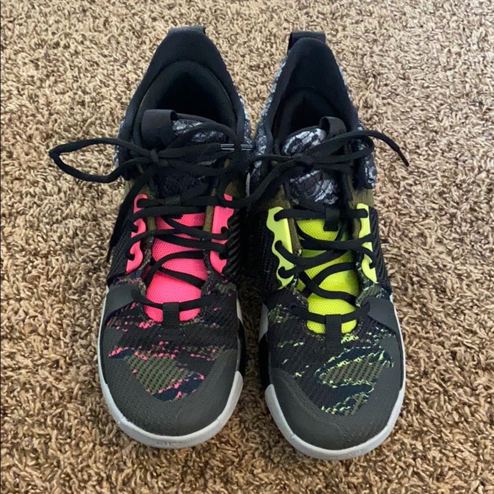 Boys Jordan Camo shoes